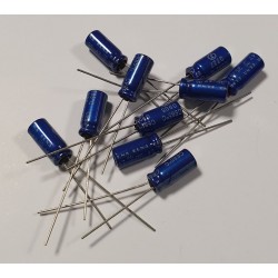 Conf.(10 pezzi) condensatori elettrolitici 47uf 35v 105°